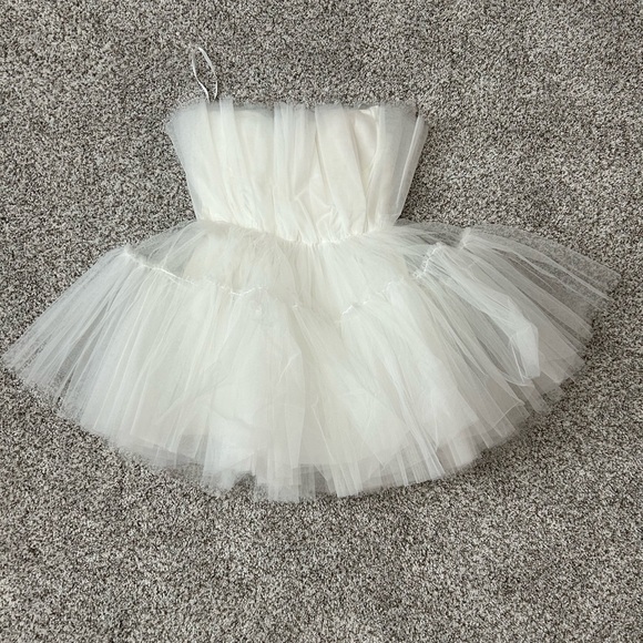 Untamed Petals Mini White Tulle Dress - Picture 1 of 4